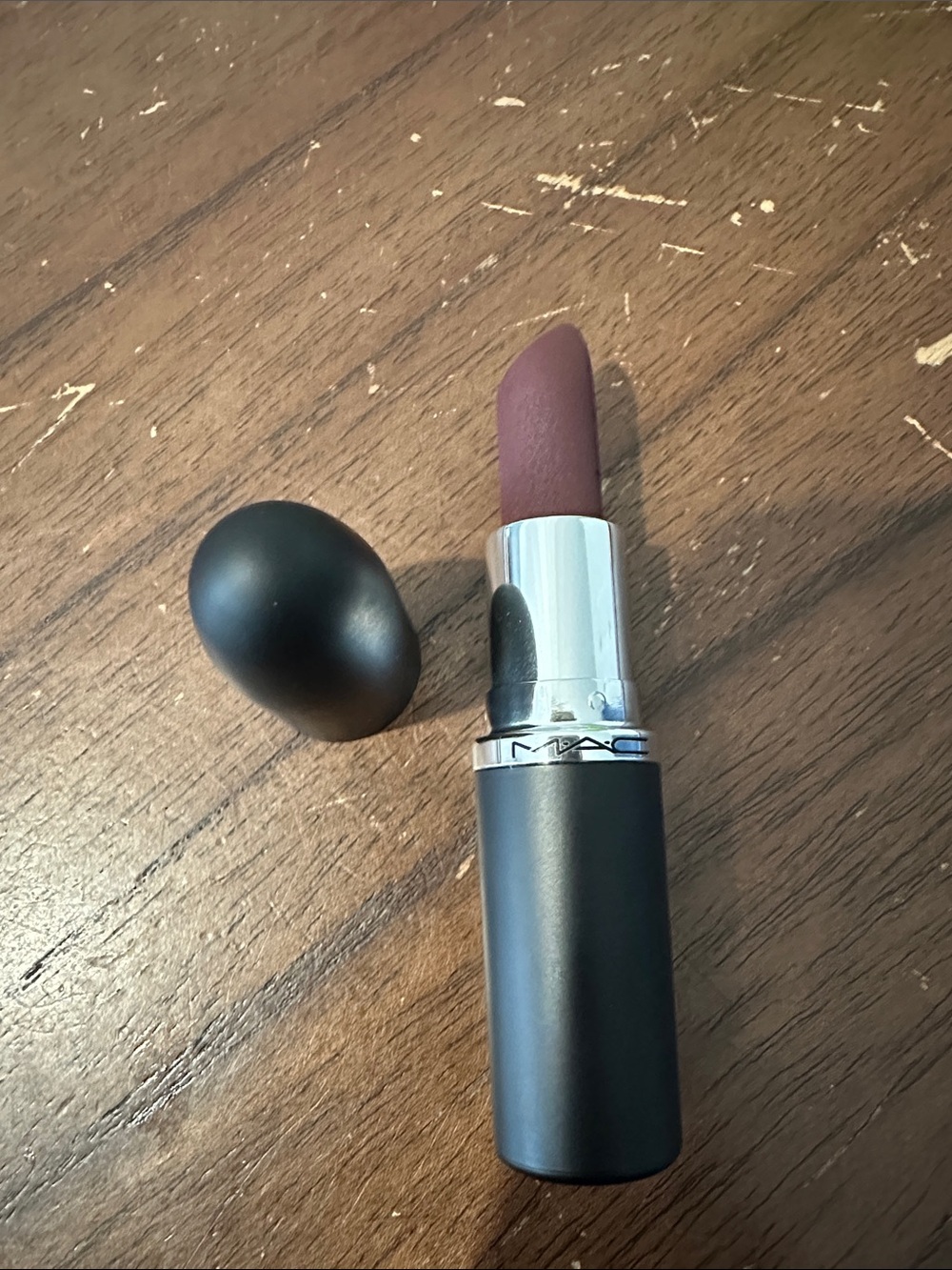 MAC Matte Lipstick n. 614 smoked purple - brand new